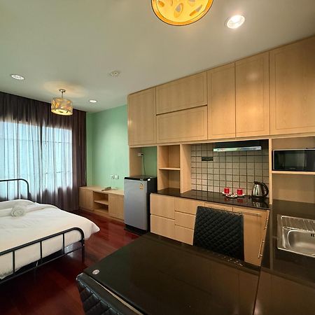 Greenview Ekkamai10 Suite Bangkok Eksteriør bilde