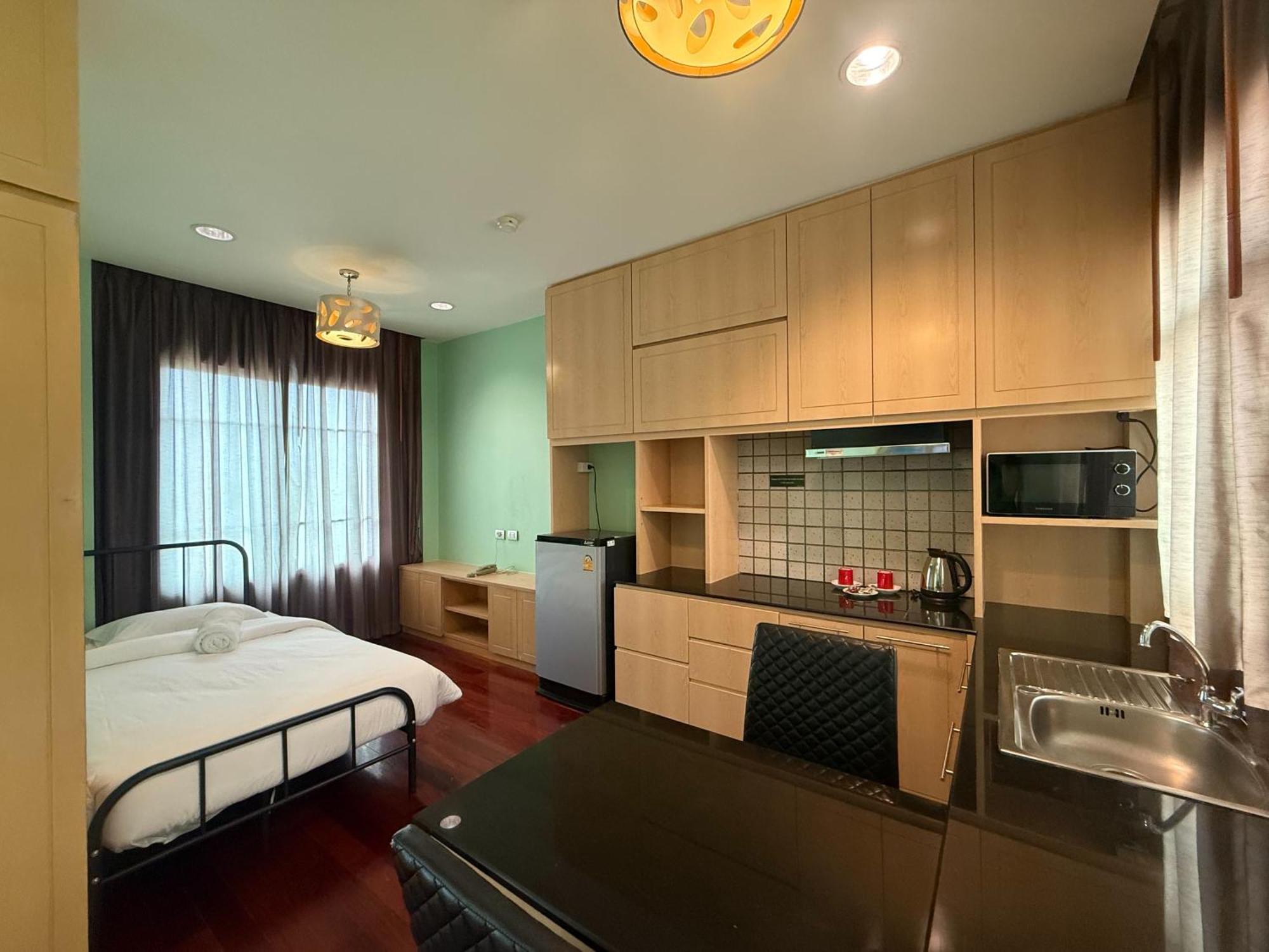 Greenview Ekkamai10 Suite Bangkok Eksteriør bilde