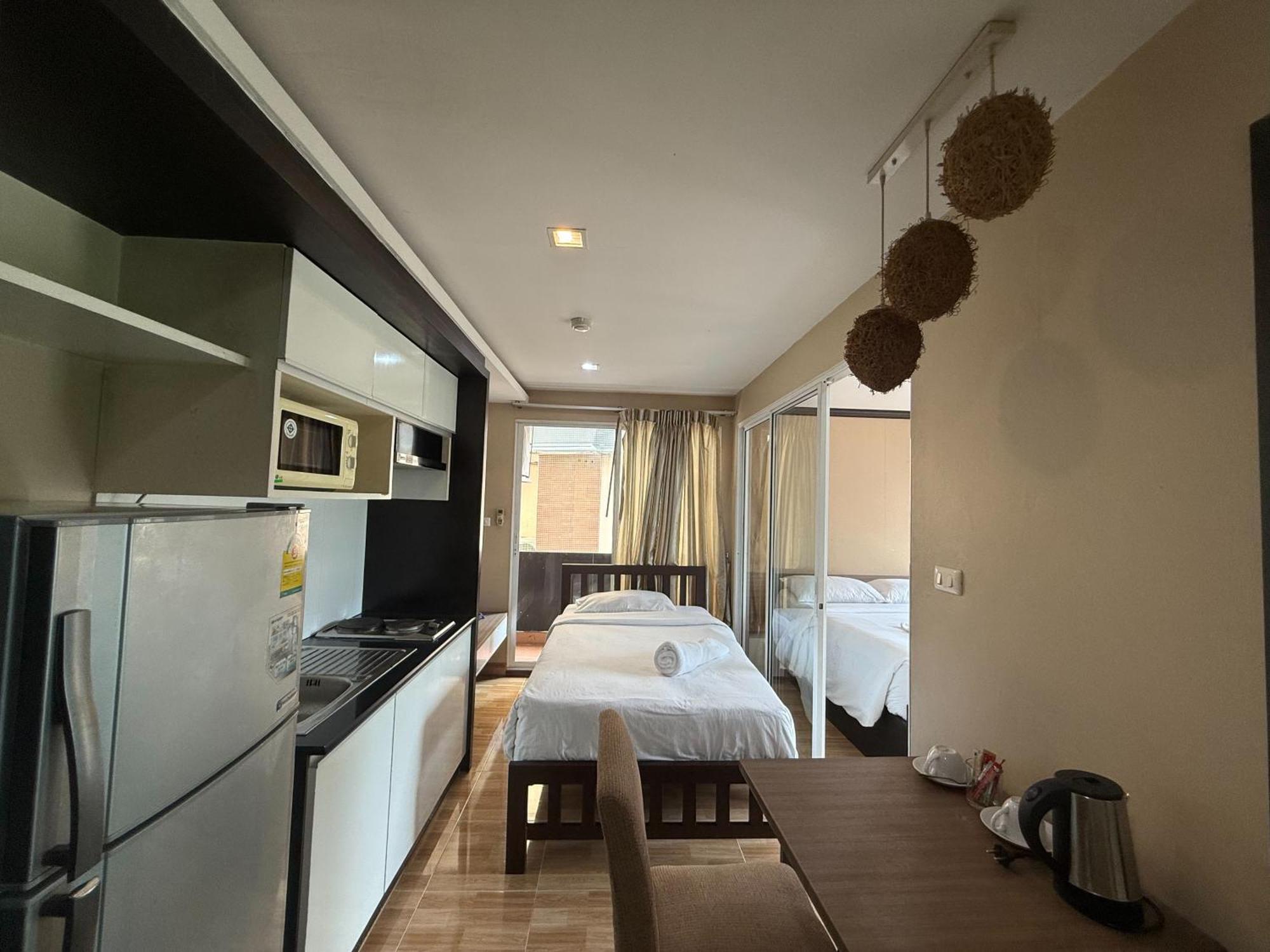 Greenview Ekkamai10 Suite Bangkok Eksteriør bilde